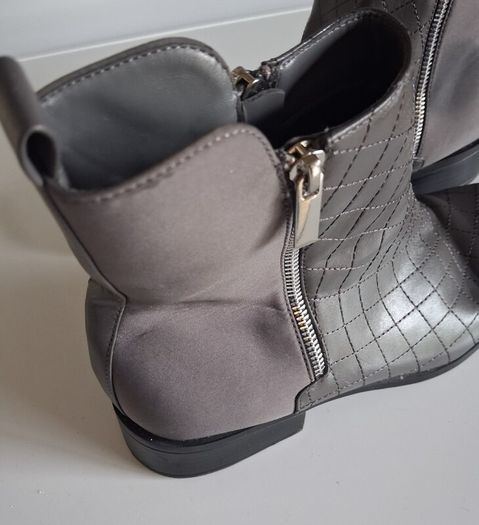 JustFab - Camille Geometric Quilt Chrome Zipped Ankle Boots
