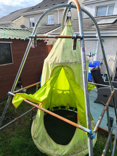 Swing tent