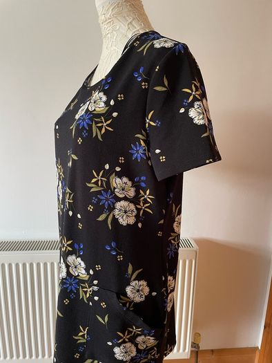 Peacocks dress size 14 New without tags