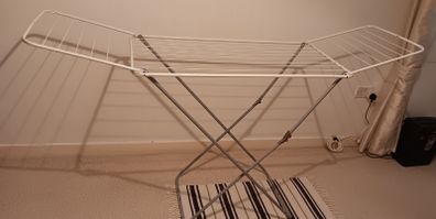 Clothes horse / Clothes Airer