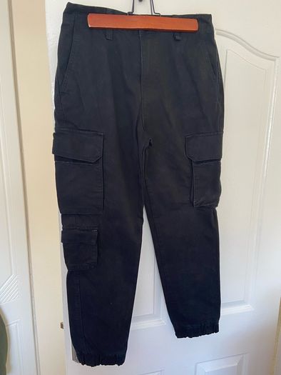 Men's Cargos Size Medium