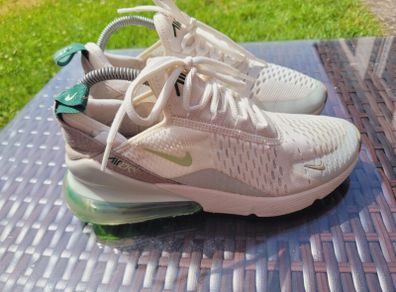 Nike  Air 270