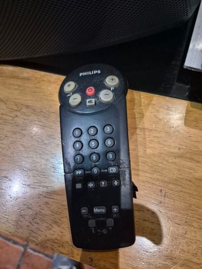 20" Philips  Tv & Remote