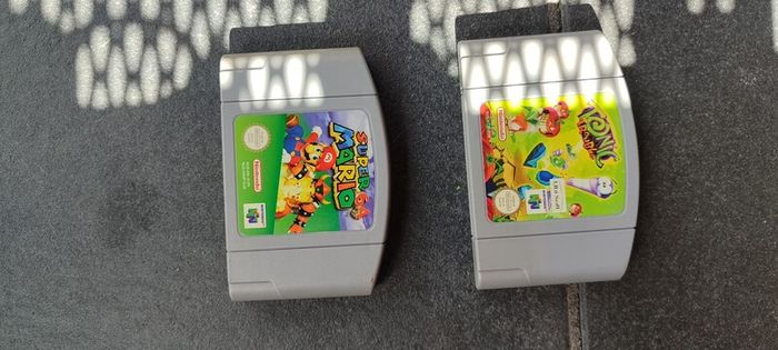 Retro Nintendo collectables games and consoles