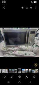 microwave oven