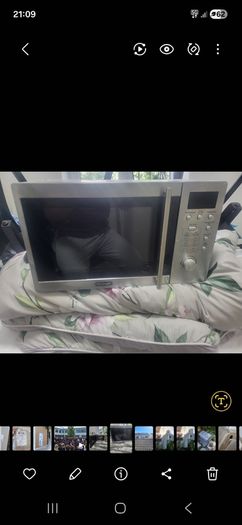 microwave oven