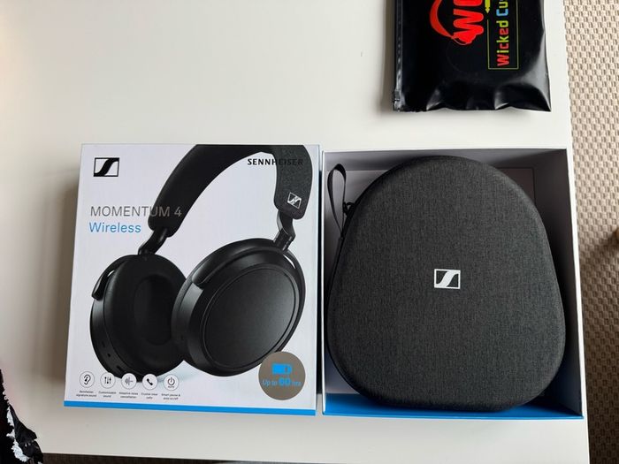 Sennheiser Momentum 4