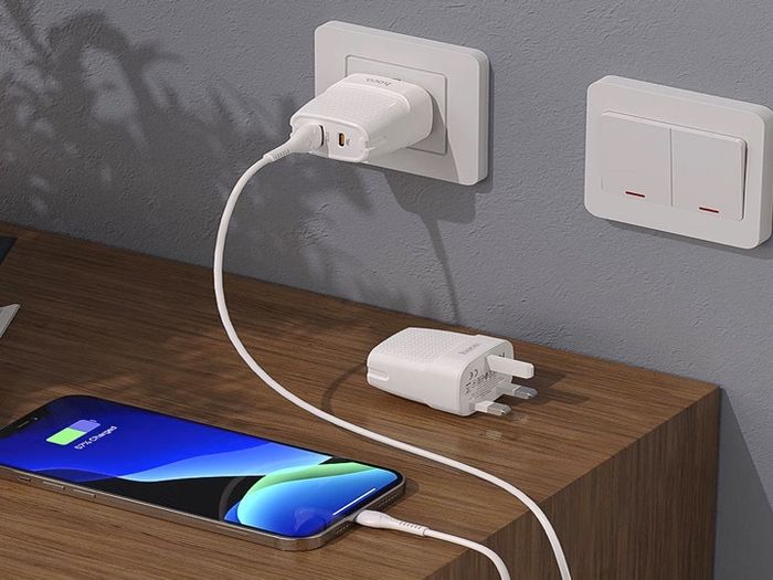 Hoco 2 PORT  USB QUALCOMM 3.0 QUICK Charging Plug Wall Charging For Iphone Samsung Charger