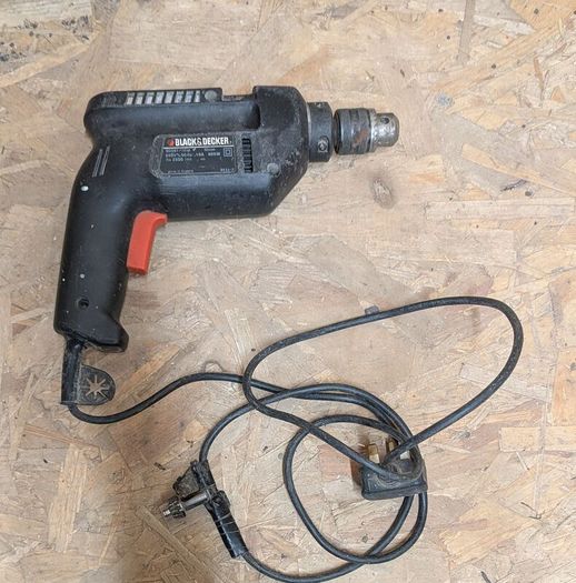 240v drill Black & Decker