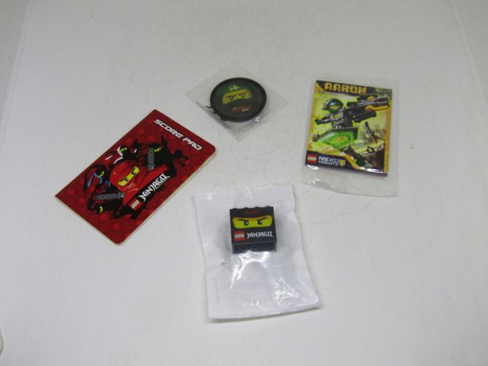 LEGO Toys R Us Rare Lot Toys R Us Lego lot Includes Special Edition 2011 Ninjago Lego brick Lego Ninjago Pop Badge Ninjago Scoring Pad And A Lego Pack Of Nexo Knights Cards