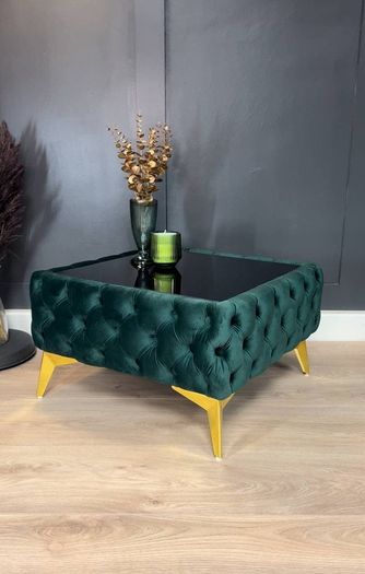 Chester coffee table with glass