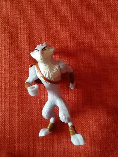 Rise of the Gardiens figures