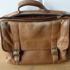 Vintage leather bag
