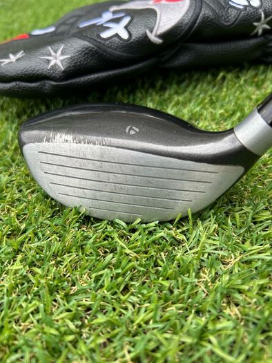 Taylormade SLDR 5  wood