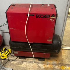 Screw compressor