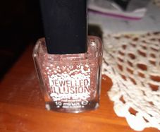 avon nail varnish