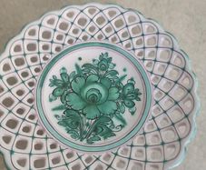 Majolica HANGING WALL Plate Slovenska Majolika hand painted plate