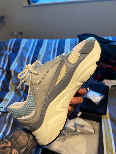 Dior b22