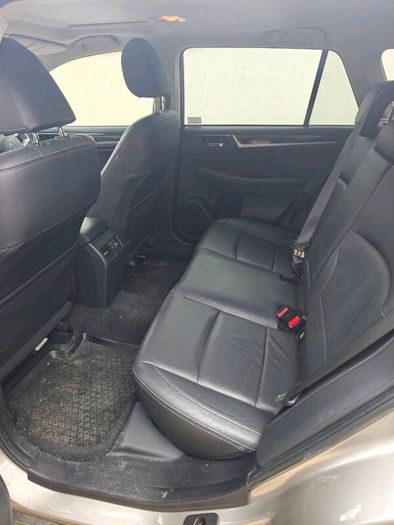 2018 Subaru Outback Premium 2.0D low mileage