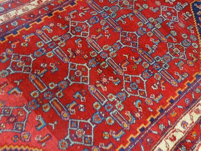 Beautiful Oriental Vintage Carpet/Rug.