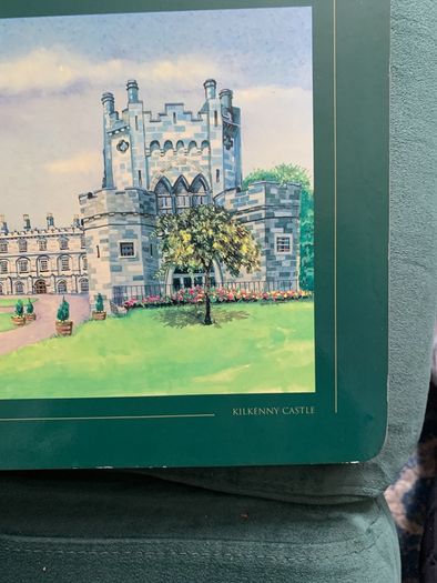 A pair of Kilkenny and Bunratty Castle placements