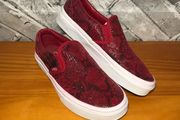 Vans Off The Wall Red Snakeskin Pattern Girls Unisex Laceless Slip On Trainers UK2.5 EUR34.5