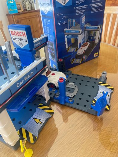 Bosch Service Garage .