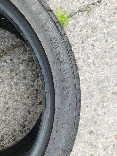 Run flat tyre 245/40ZRF19