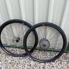 Mavic Allroad gravel/road/cyclocross wheelset