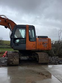 Hitachi 130 lcn