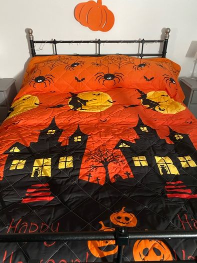 halloween double bed spread