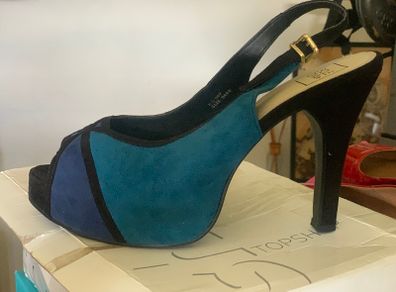 8 Pairs of Heels - size 9
