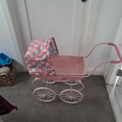 Dolls Pram