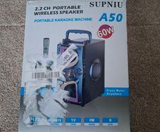 Karaoke Machine / Bluetooth Speaker