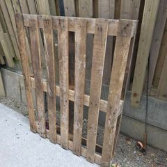 Pallet, free to go
