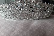 Bride's Crystal Head Piece
