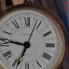 Onyx Europa table clock