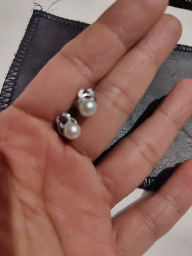 studd earrings