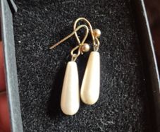 Small vintage earrings