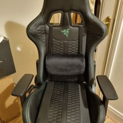 Type Z - Razer edition gaming chair (Jysk) , barely used,  mint condition.