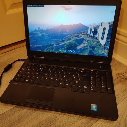 Dell Latitude laptop intel core i5 nvidia basic GPU
