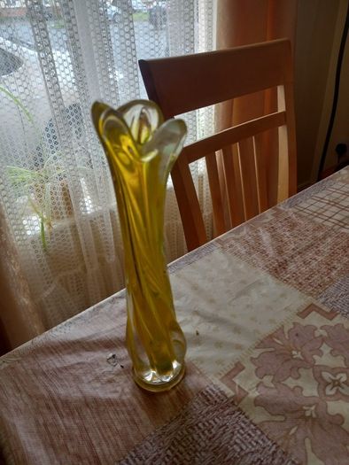 vintage murano glass vase