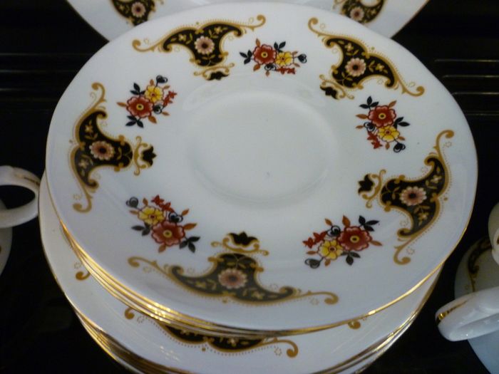 Crown Trent Fine bone China Staffordshire England tea coffee set. Complete 21 piece set