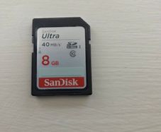 Sandisk 8 GB memory card for cameras