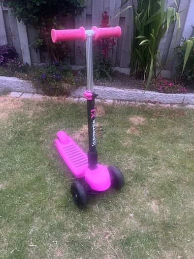 iSporter XL 3 Wheel Kids Scooter - Pink - Excellent Condition