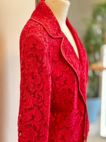 Louise Kennedy occasion red suit