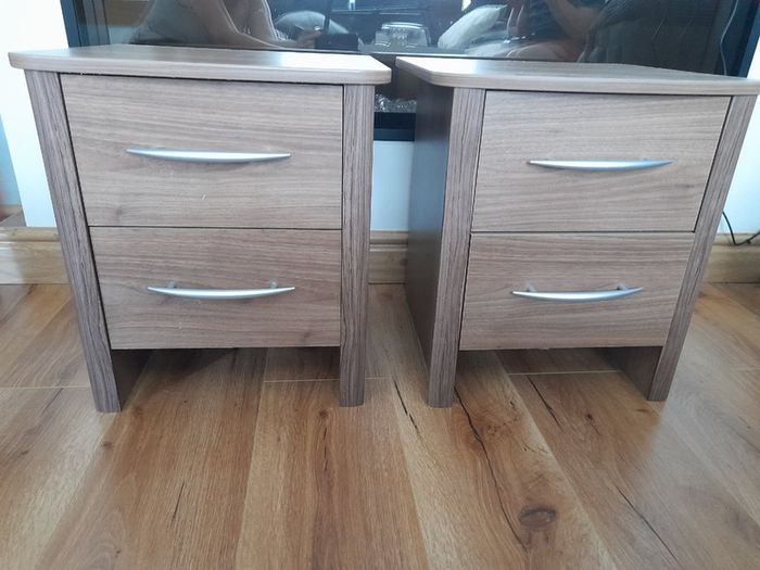 Bedside lockers