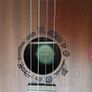 Baritone Ukulele Image 4