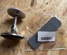 Pack of 8 door stoppers