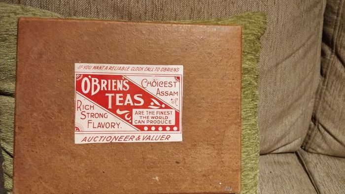 Original Advertising Box